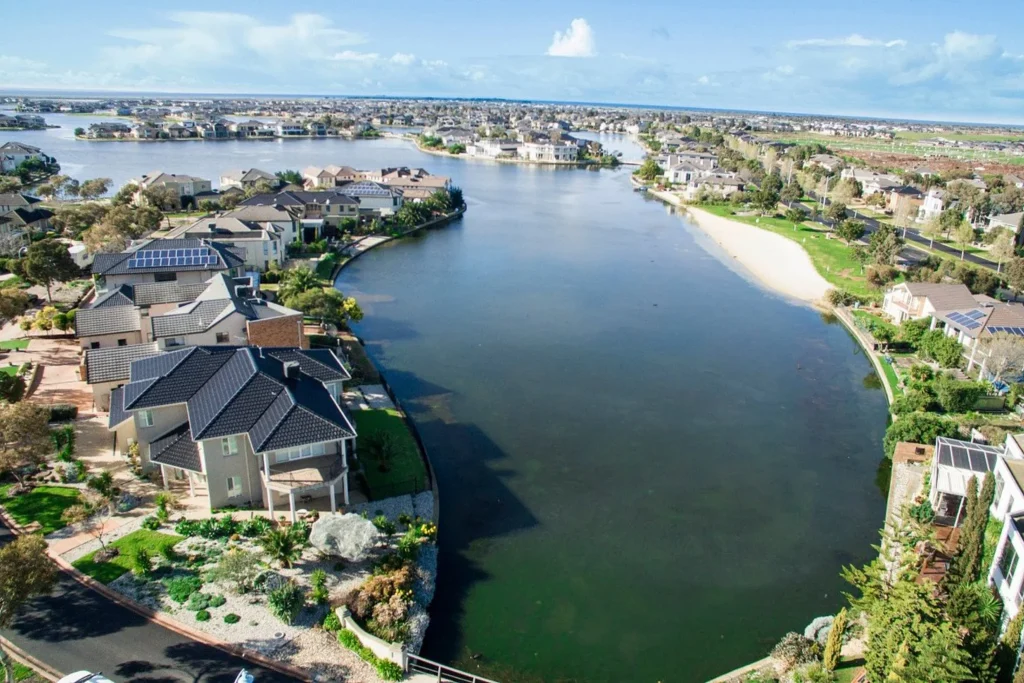 Mortgage Broker Point Cook helping clients secure home loans and refinancing solutions